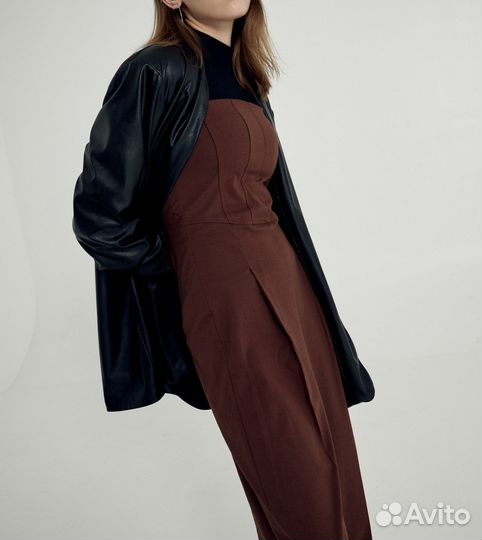 Коричневый комбинезон bershka