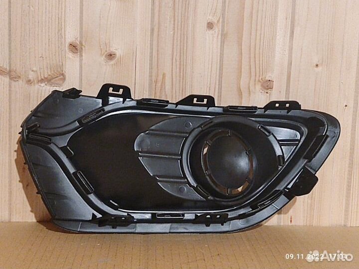 Оправа птф передняя правая Renault Logan II