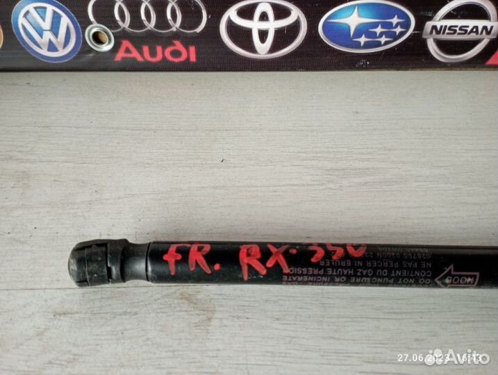 Амортизатор капота передний правый Lexus Rx350