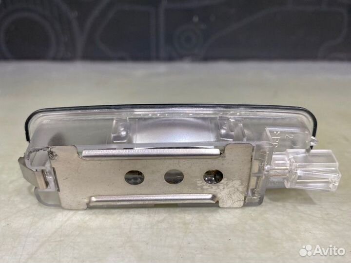 Плафон салона Audi A8 D3 BFM 2005