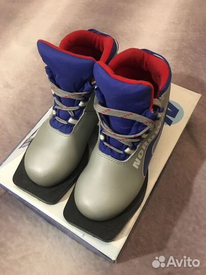 Лыжные ботинки р. 31