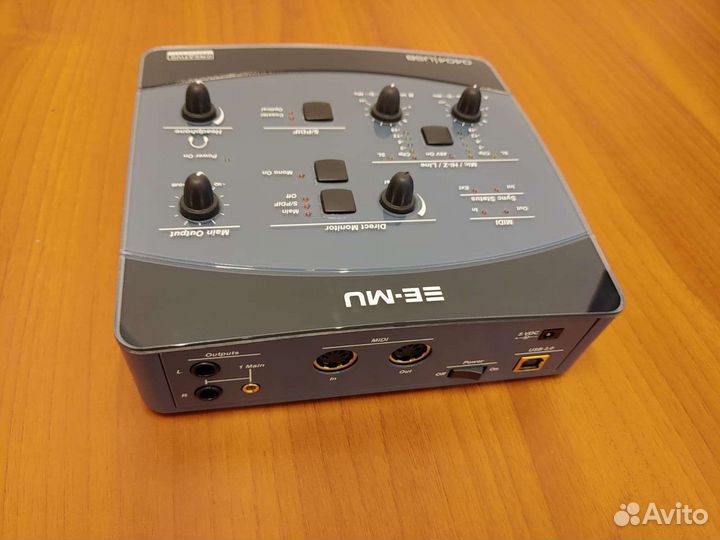 Внешний аудио интерфейс Creative E-MU 0404 USB