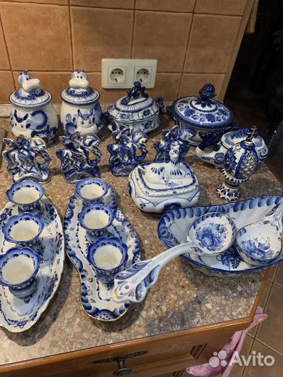 Посуда Гжель