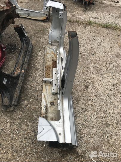 Порог со стойкой правый Volkswagen Polo Sed RUS (2