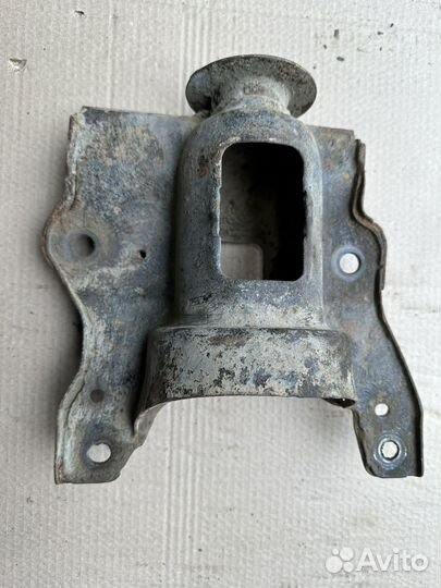 Опора заднего амортизатора Kia Magentis