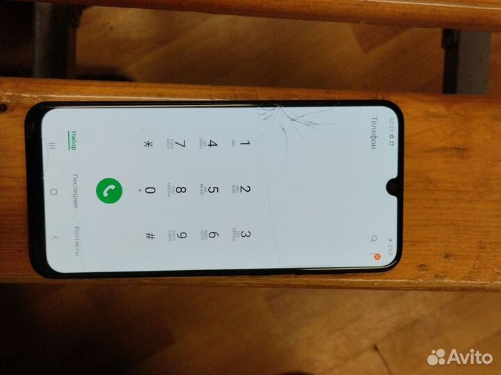 Samsung Galaxy A50, 4/64 ГБ