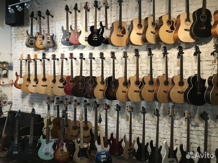 Ремень гитарный с перфорацией Planet Waves 25PRF04