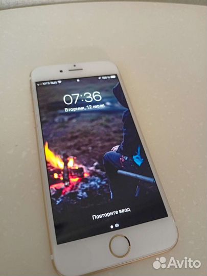 iPhone 6S, 64 ГБ