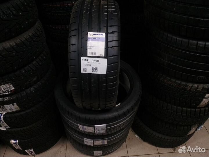 Michelin Pilot Sport 4 S 275/40 R19 105