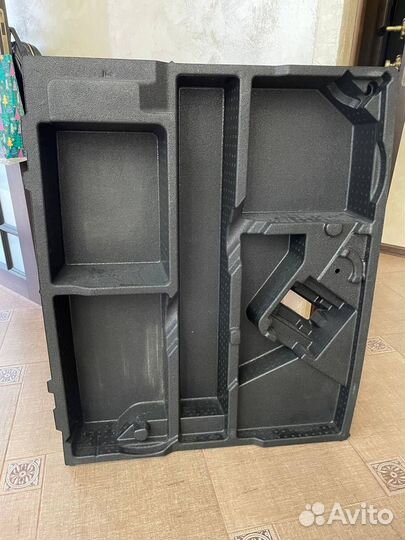 Ящик для инструмента Audi Q3 2016 8U0012109M