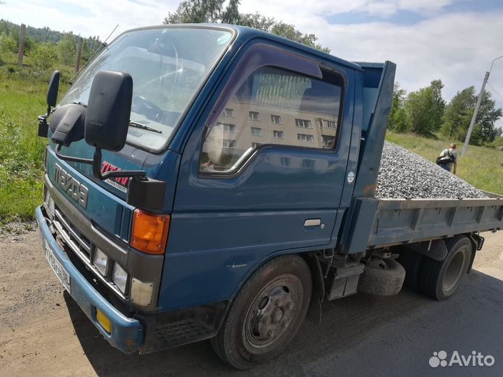 Услуги самосвала. Доставка: щебень песок