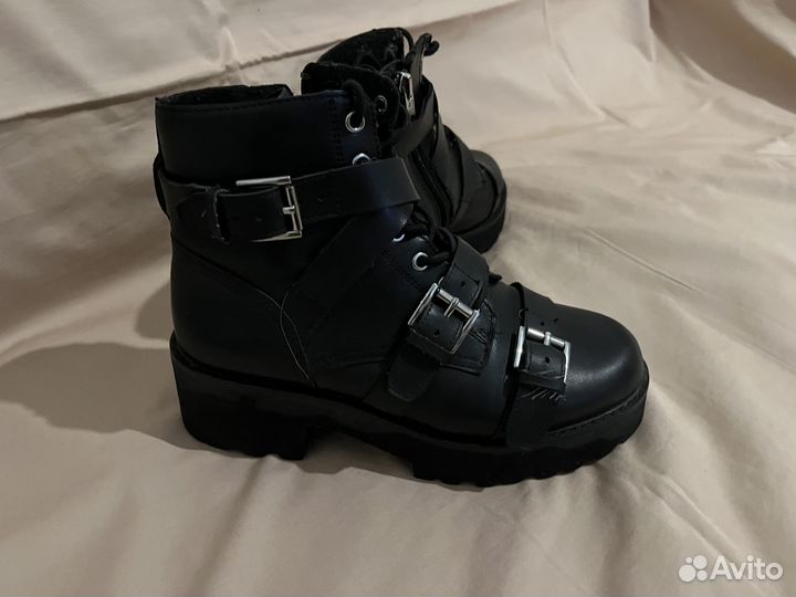 Ботинки женские ASH