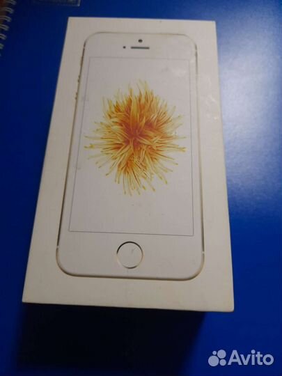 iPhone SE, 32 ГБ