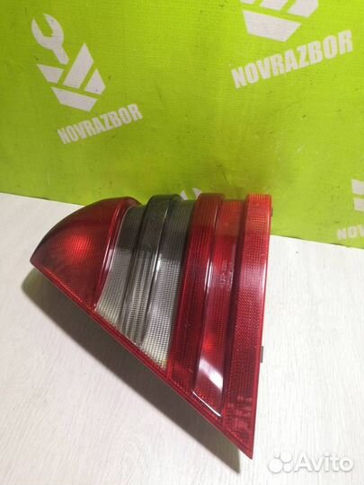 Фонарь задний правый Мерседес Бенз 202 93-00