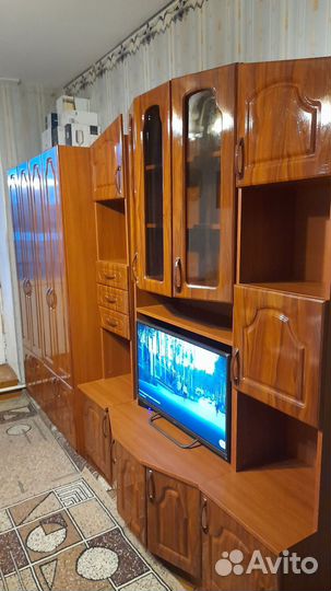 Стенка в гостиную бу