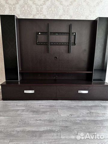 Подставка под телевизор