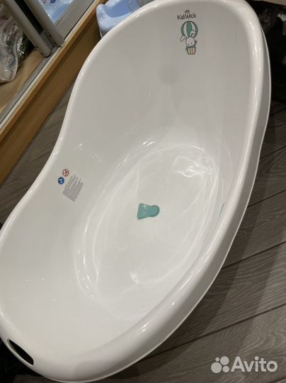 Ванночка для купания новорожденного