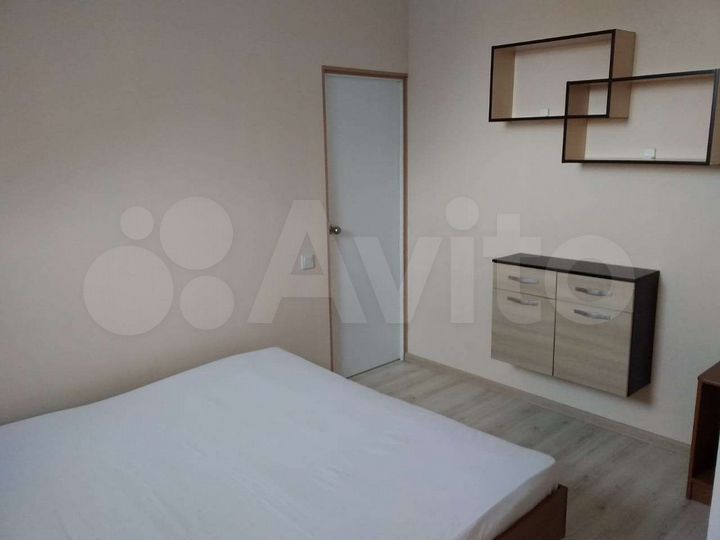 2-к. квартира, 55 м², 4/4 эт.