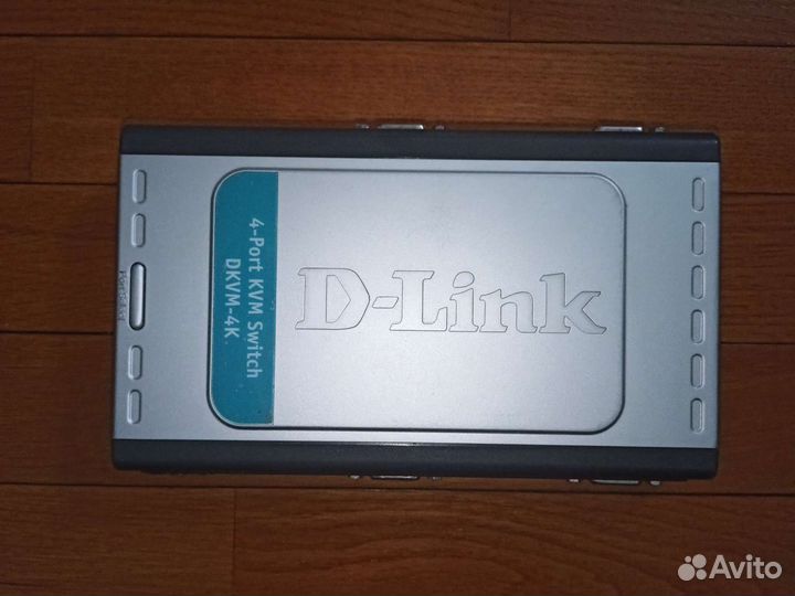 KVM D-Link переключатель на 4 устройства