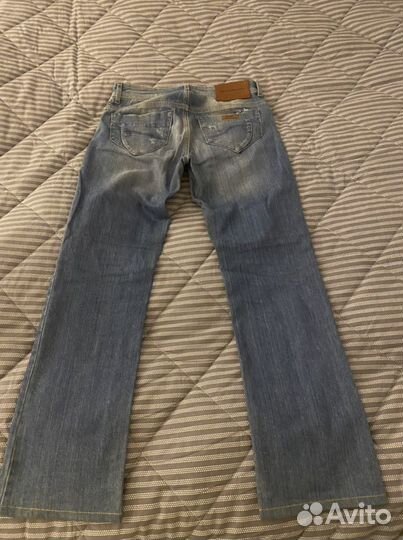 Джинсы Emporio Armani