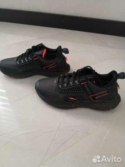 Продаются кроссовки Reebok