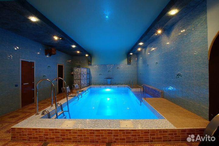 Сауна с бассейном