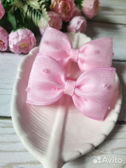 Розовые бантики для девочки