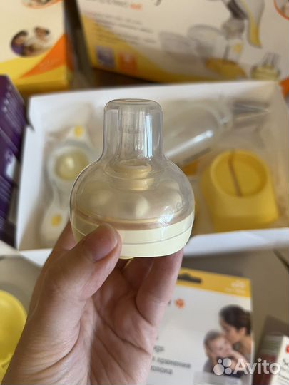 Молокоотсос medela ручной