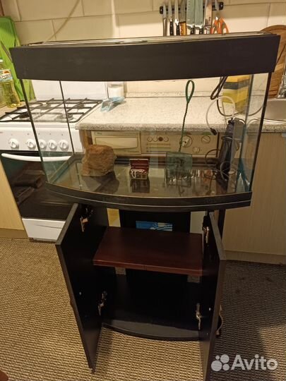 Панорамный аквариум с тумбой на 70 литров