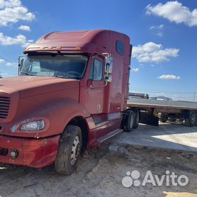 Freightliner Columbia с прицепом