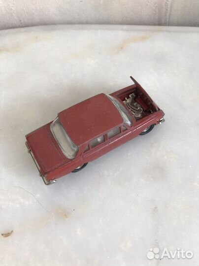 Машинка жестяная Молоко, Леопольд.СССР