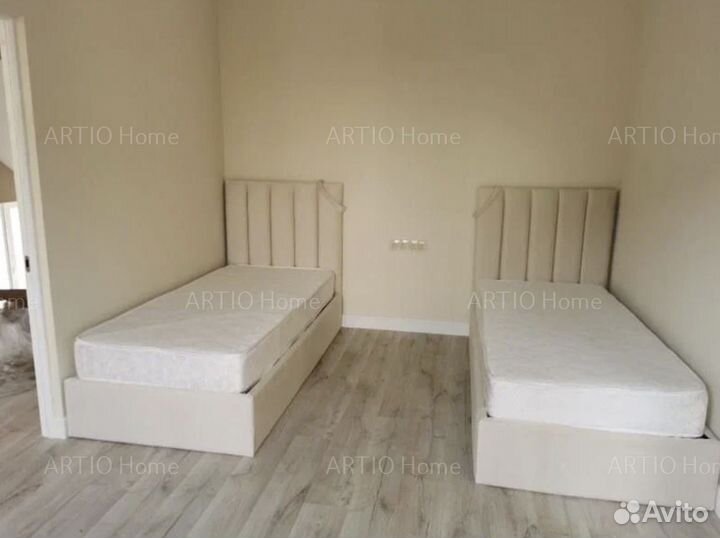 Детская кровать с мягкими бортиками