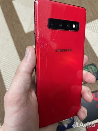 Samsung Galaxy S10, 8/128 ГБ