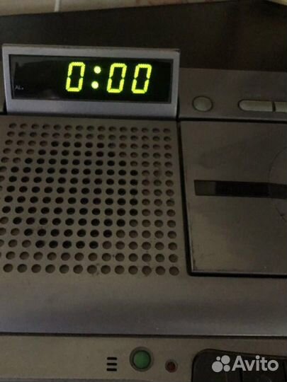 Музыкальный центр philips