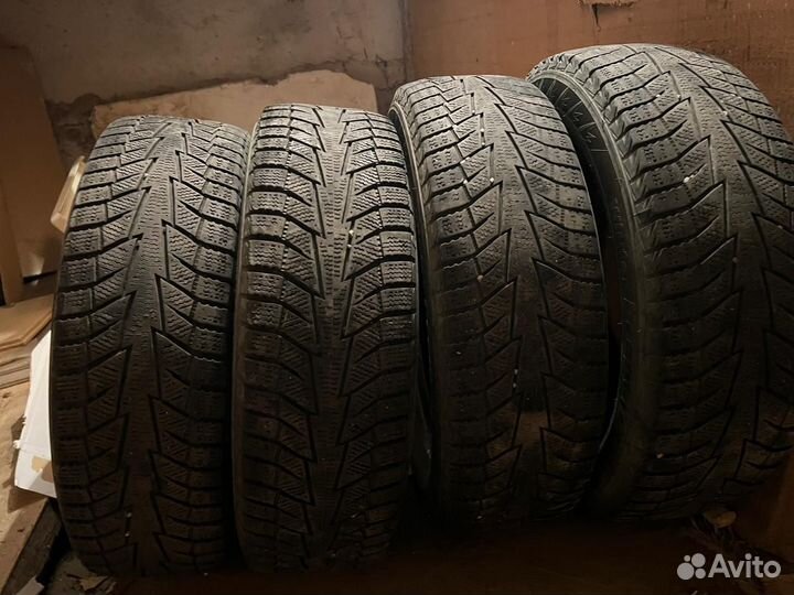 Hankook Winter I'Cept IZ2 175/65 R15