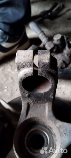 Поворотный кулак ford focus 1