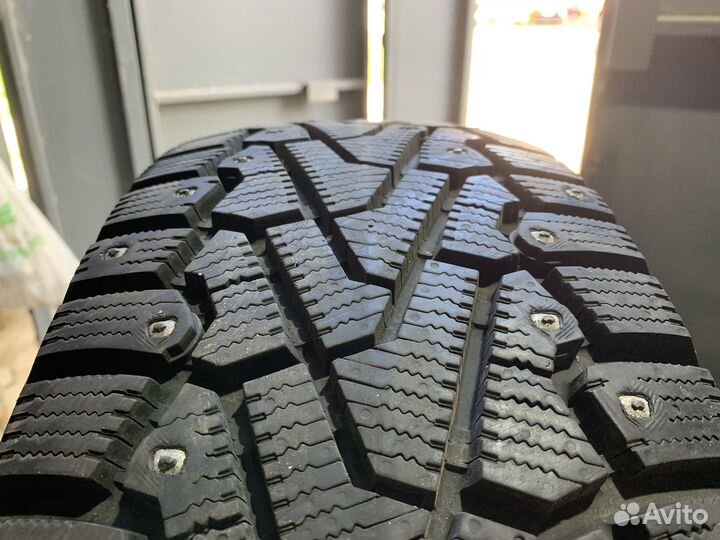 Pirelli Ice Zero 215/65 R17 103T