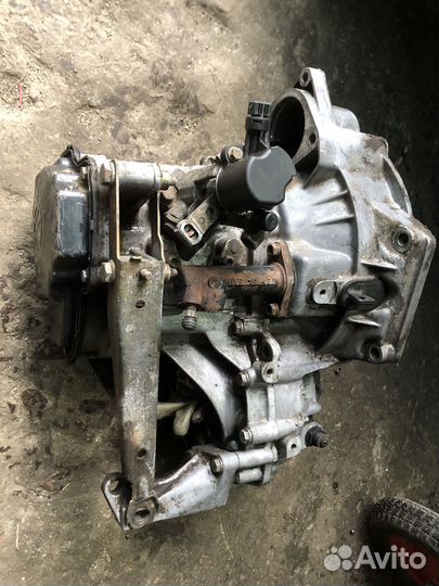 МКПП пассат б4 1.8