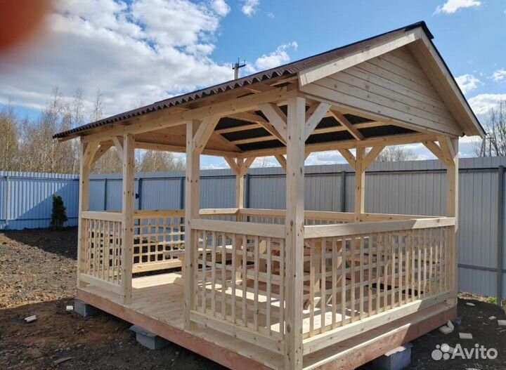 Беседка из дерева