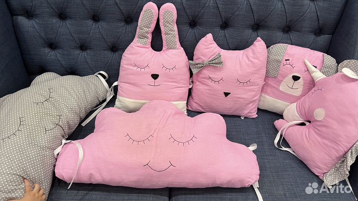 Подушки в кроватку (бортики с завязками)