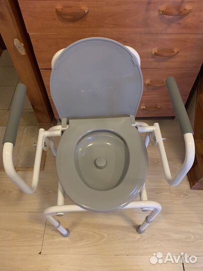 Кресло туалет для инвалидов