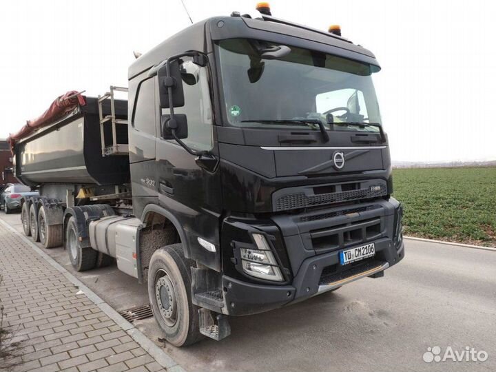 Стекло фары правое Volvo Fm5 Fmx