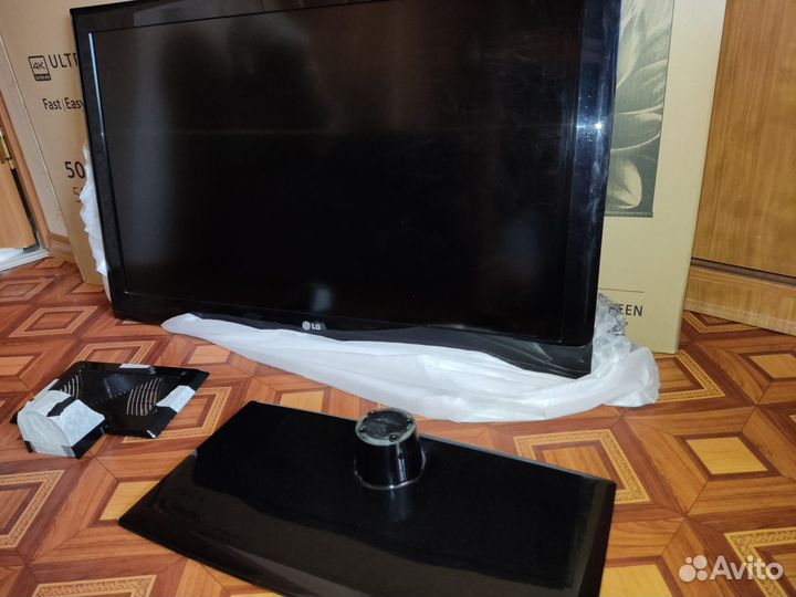 Телевизор LG 37