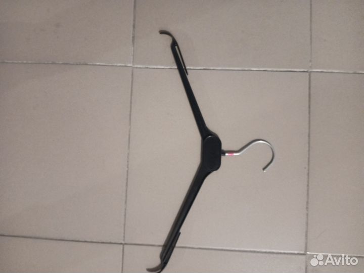 Вешалки для одежды