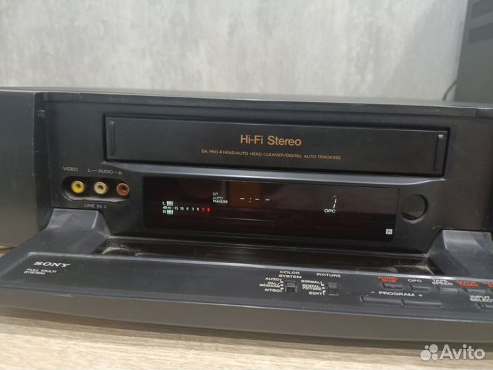 Видеомагнитофон sony