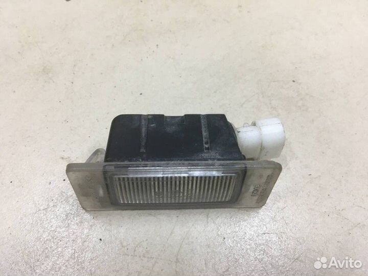 Фонарь подсветки номера LADA Kalina