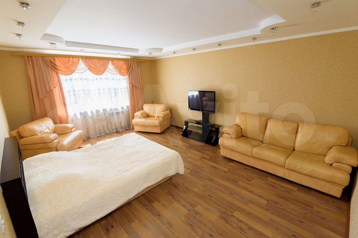 2-к. квартира, 85 м², 7/14 эт.