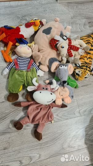 Игрушки с карманом под конфеты