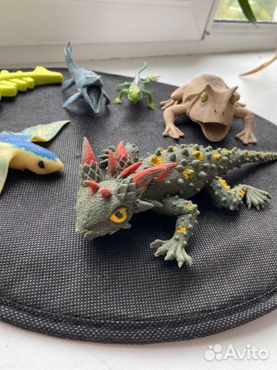 Игрушки резиновые пластик юрский период