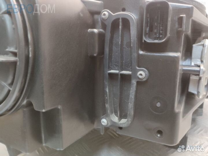 Блок управления фар на BMW F15 s1139789